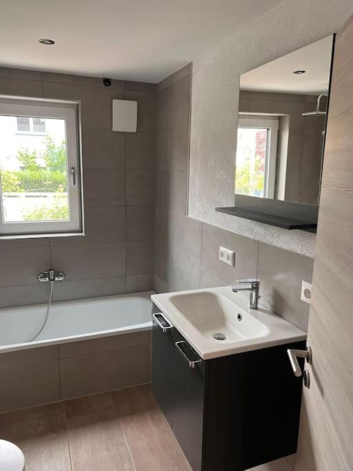 Traumhafte Ferienwohnung Altendorf  エクステリア 写真