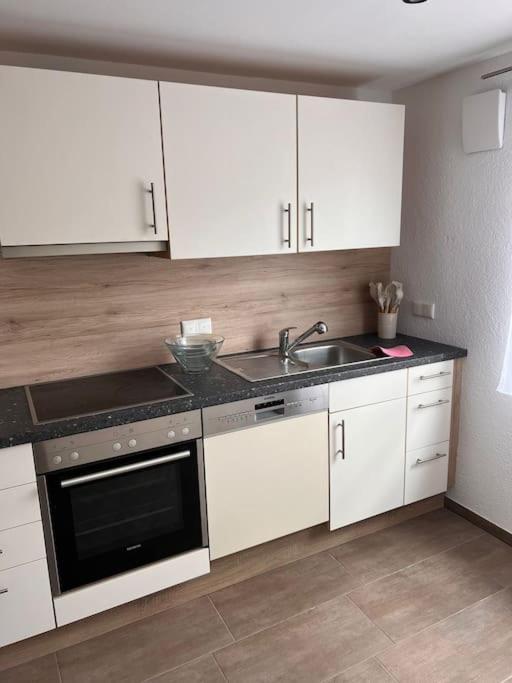 Traumhafte Ferienwohnung Altendorf  エクステリア 写真